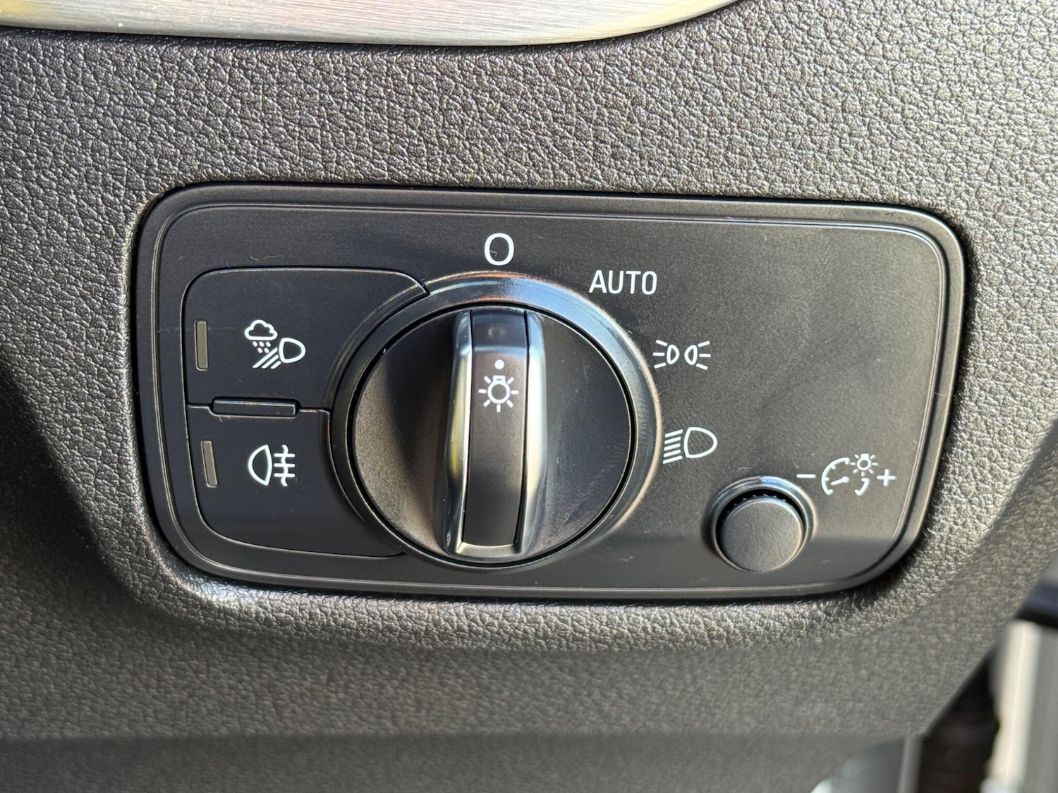 Used Audi Q2 2017 for sale - 76161001: Photo 47