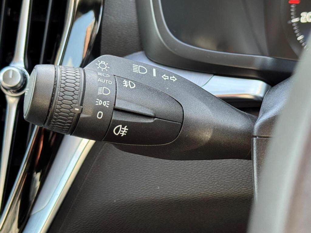Used Volvo V60 2021 for sale - 76160998: Photo 48
