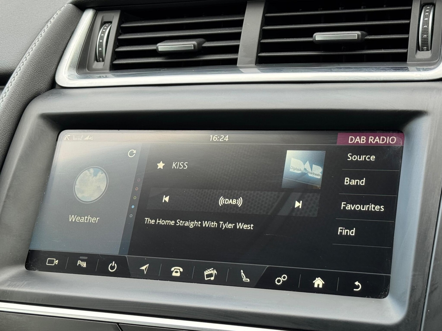 Used Jaguar E-Pace 2019 for sale - 76161153: Photo 26
