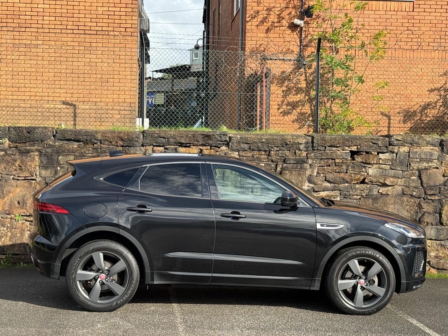 Used Jaguar E-Pace 2019 for sale - 76161153: Photo 8