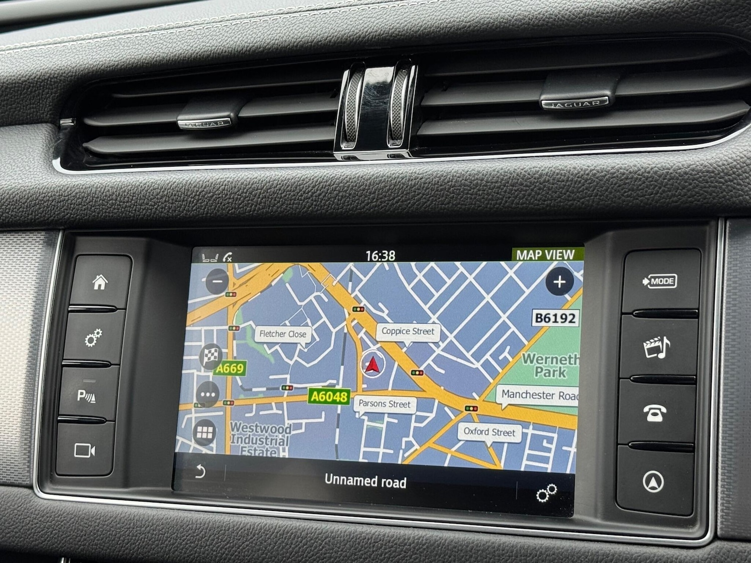 Used Jaguar XF 2016 for sale - 76160993: Photo 33