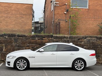 Used Jaguar XF 2016 for sale - 76160993: Photo 4