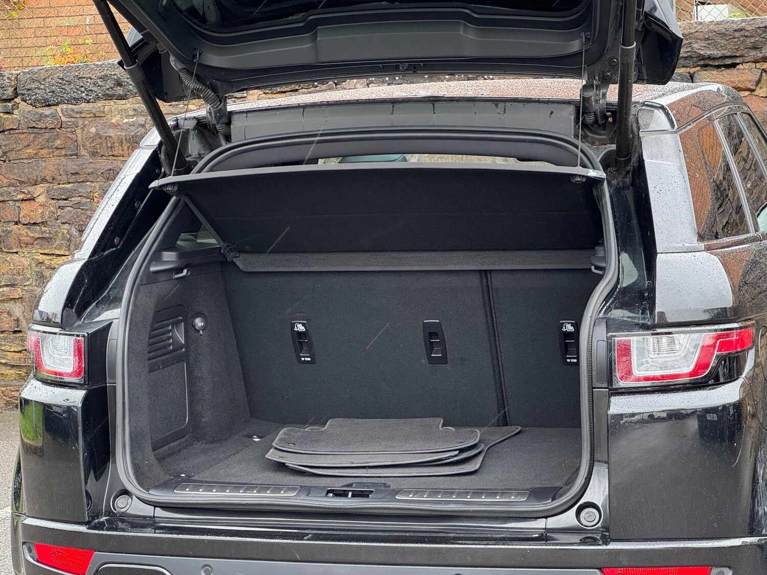 Used Land Rover Range Rover Evoque 2018 for sale - 76259142: Photo 21