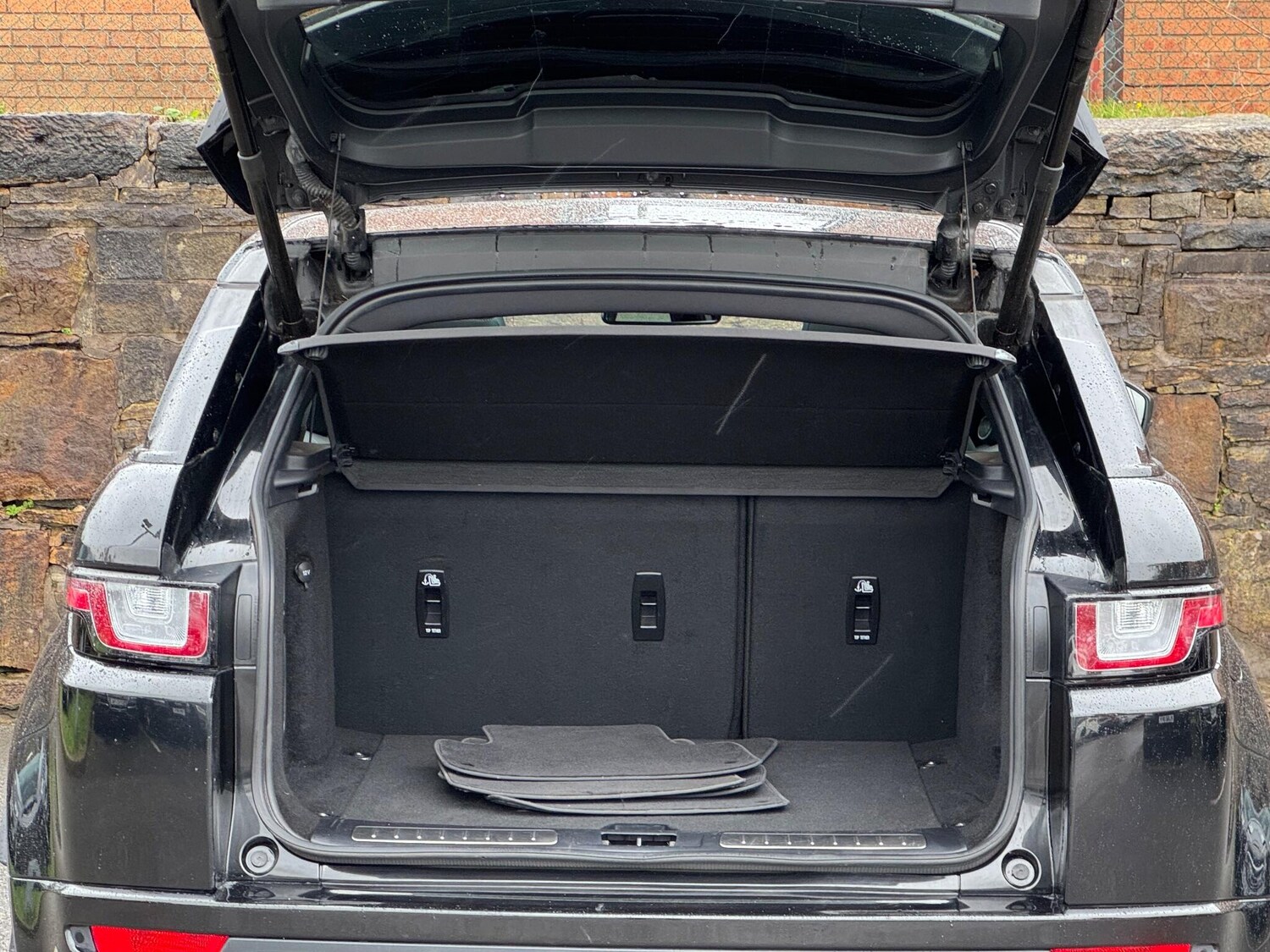 Used Land Rover Range Rover Evoque 2018 for sale - 76259142: Photo 22