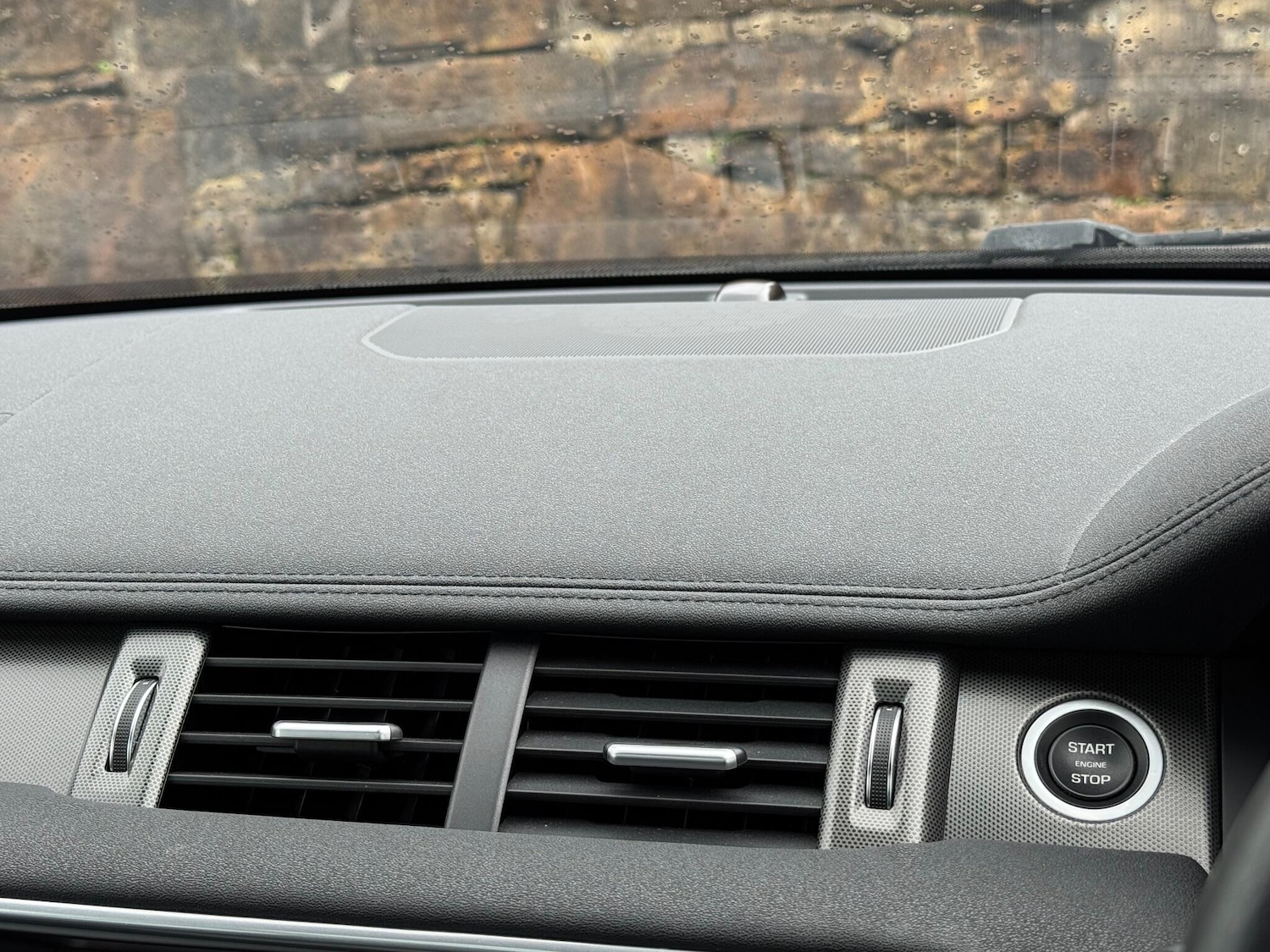 Used Land Rover Range Rover Evoque 2018 for sale - 76259142: Photo 29