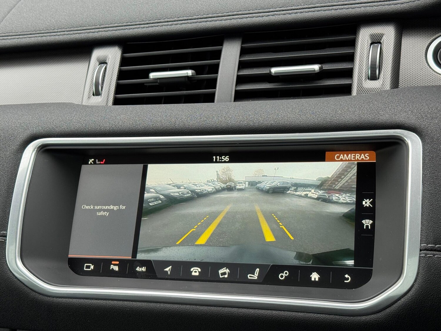 Used Land Rover Range Rover Evoque 2018 for sale - 76259142: Photo 38