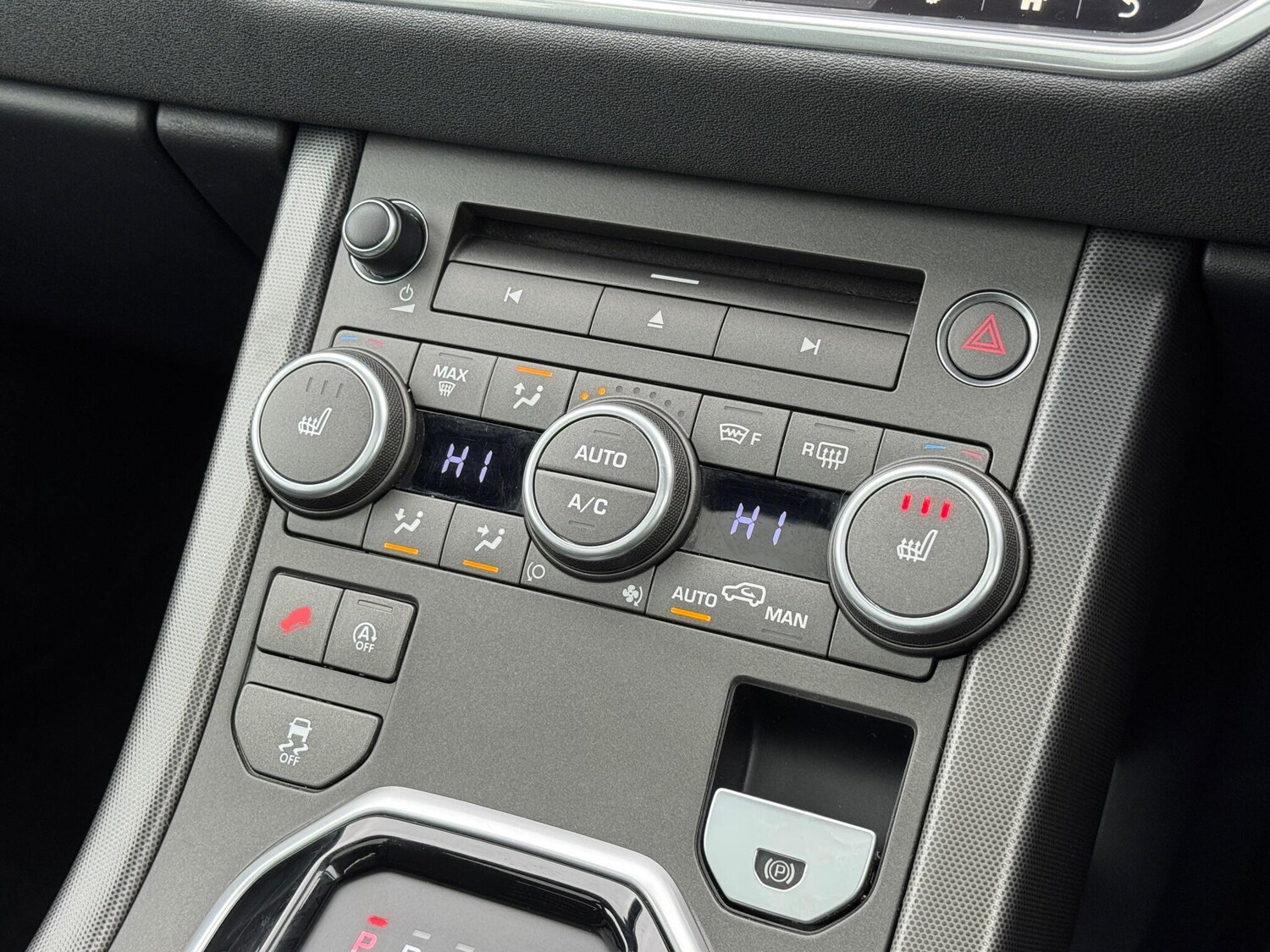 Used Land Rover Range Rover Evoque 2018 for sale - 76259142: Photo 40