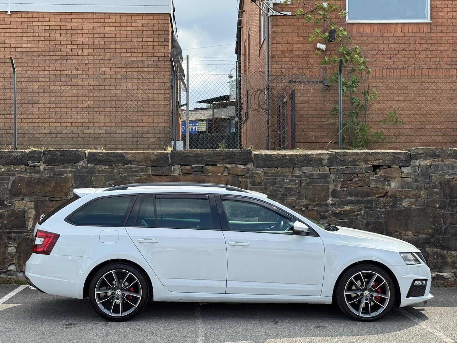 Used Skoda Octavia 2017 for sale - 76160988: Photo 8