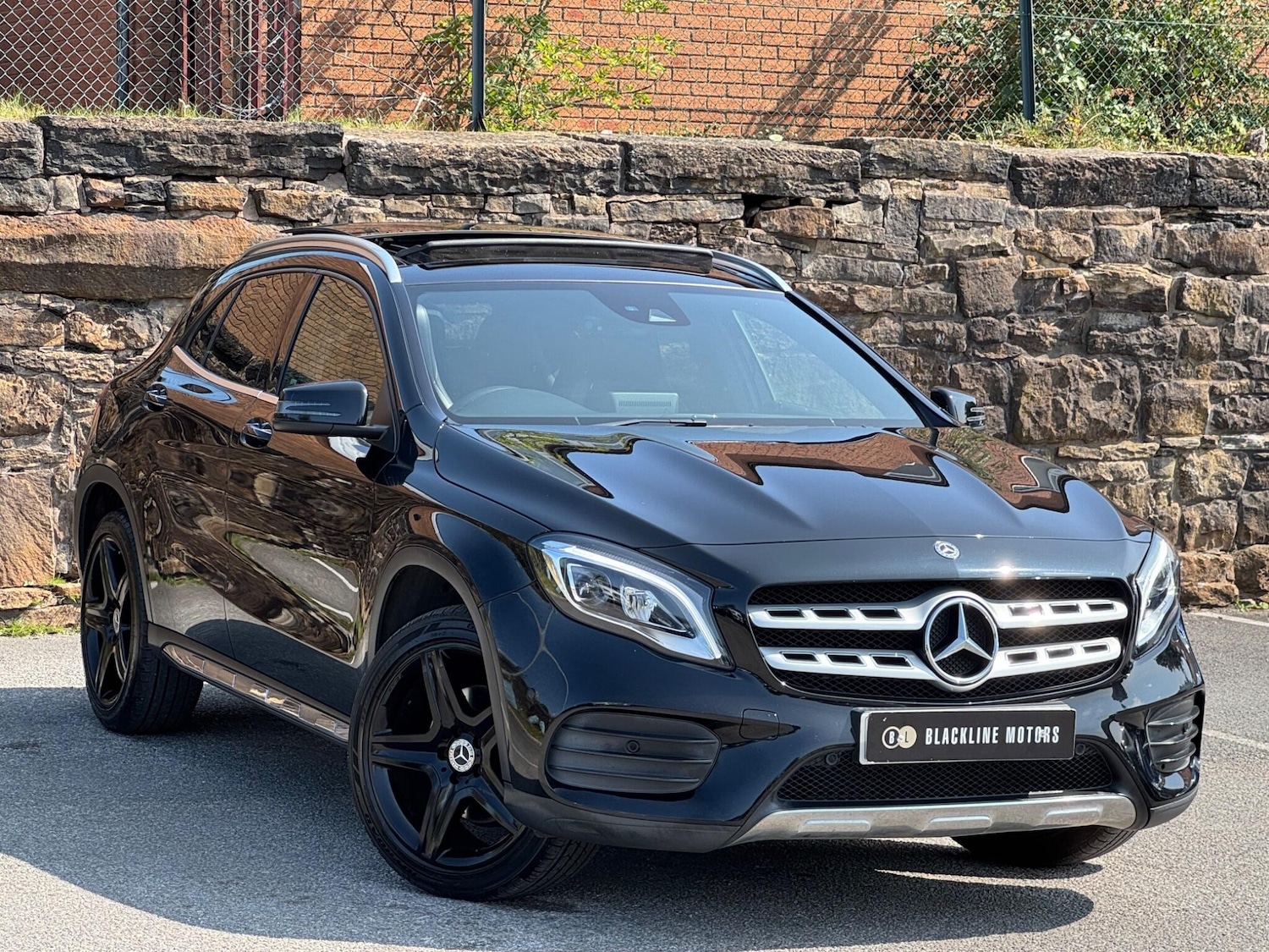 Used Mercedes-Benz GLA 2018 for sale - 76160986: Photo 1