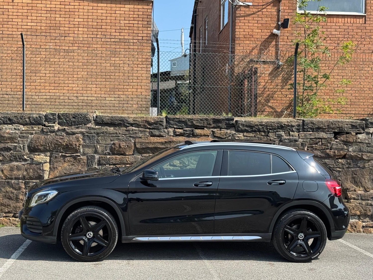 Used Mercedes-Benz GLA 2018 for sale - 76160986: Photo 4