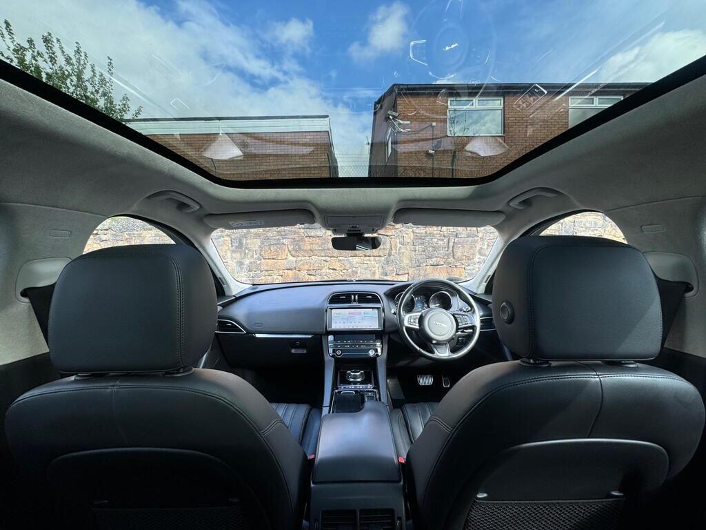 Used Jaguar F-Pace 2019 for sale - 76160985: Photo 11