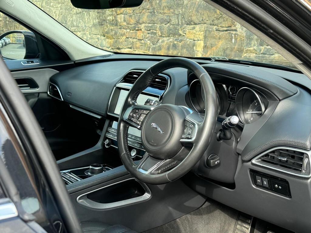 Used Jaguar F-Pace 2019 for sale - 76160985: Photo 13