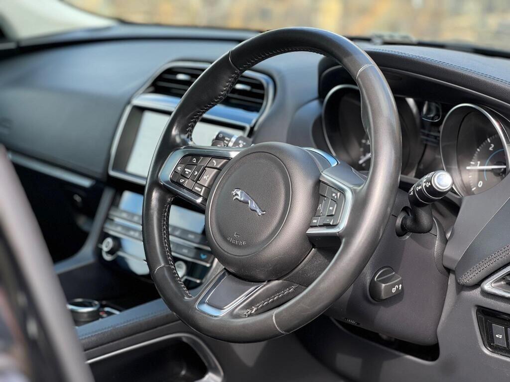 Used Jaguar F-Pace 2019 for sale - 76160985: Photo 14