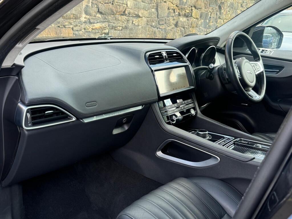 Used Jaguar F-Pace 2019 for sale - 76160985: Photo 15