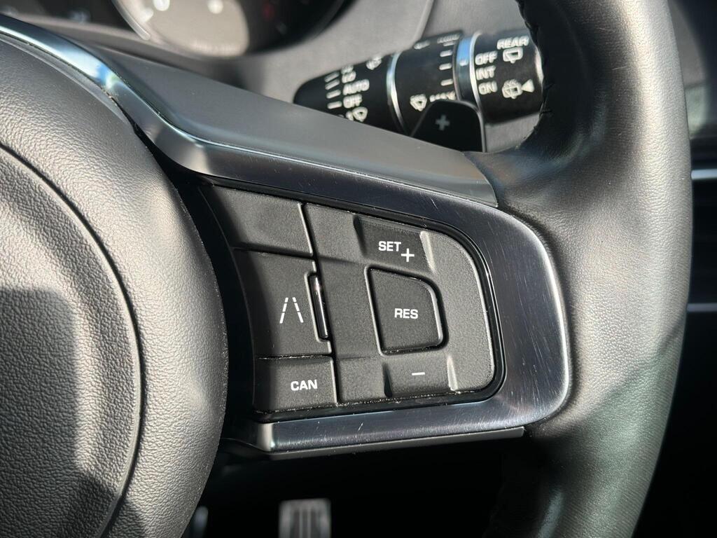 Used Jaguar F-Pace 2019 for sale - 76160985: Photo 29