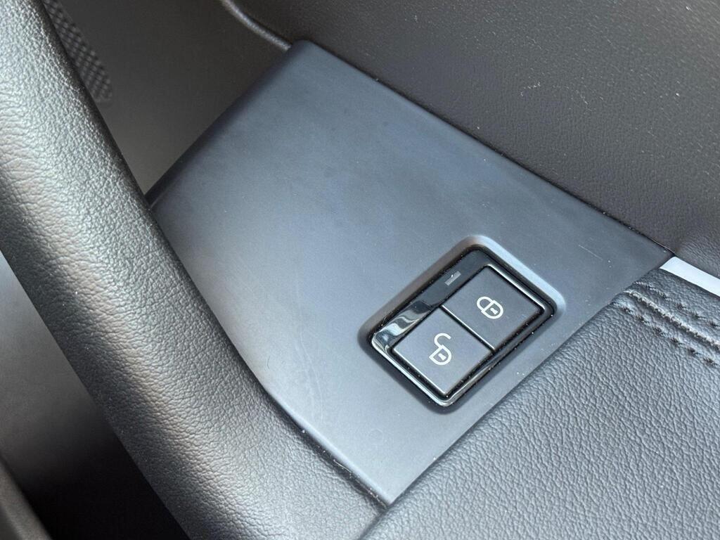 Used Jaguar F-Pace 2019 for sale - 76160985: Photo 51