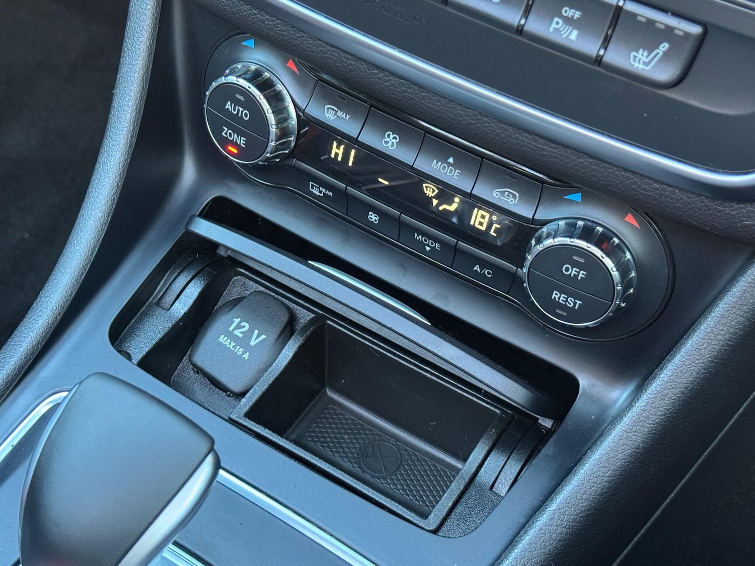 Used Mercedes-Benz CLA 2014 for sale - 76161022: Photo 37