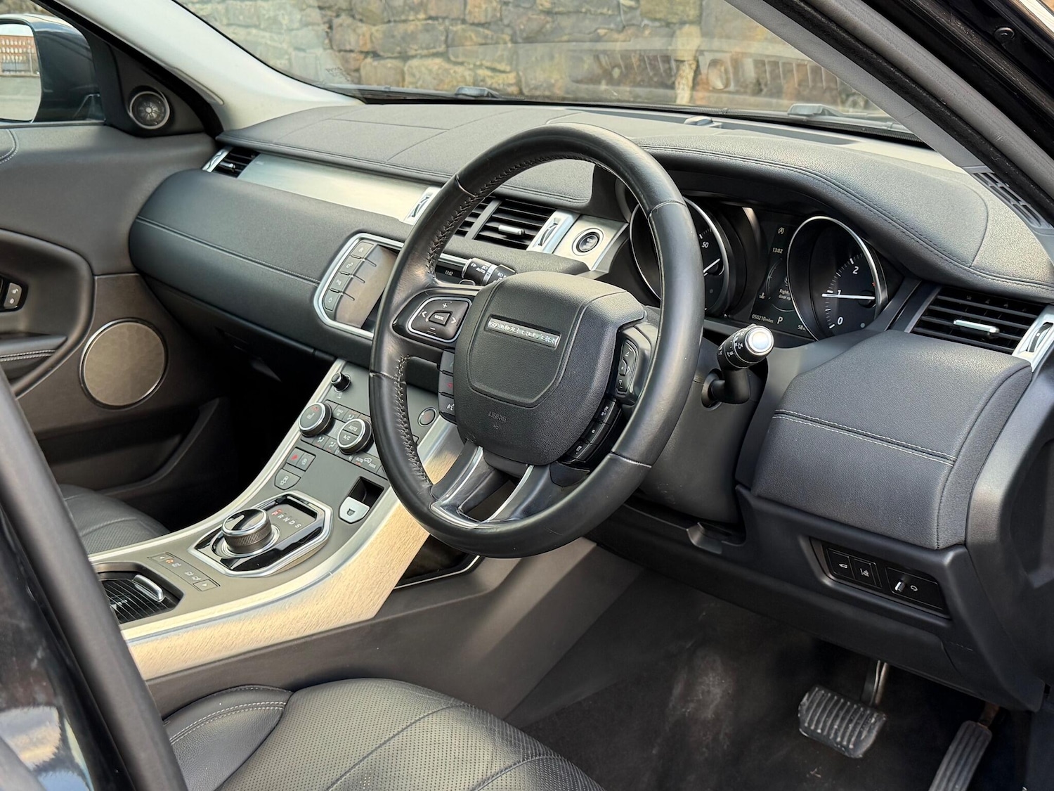 Used Land Rover Range Rover Evoque 2018 for sale - 76549653: Photo 12