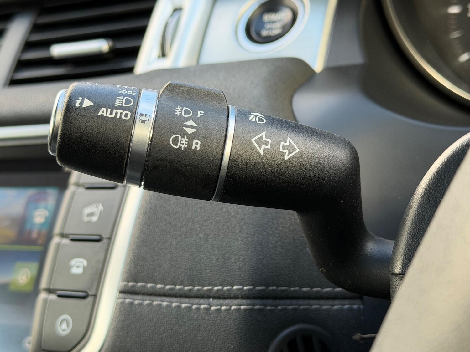 Used Land Rover Range Rover Evoque 2018 for sale - 76549653: Photo 45