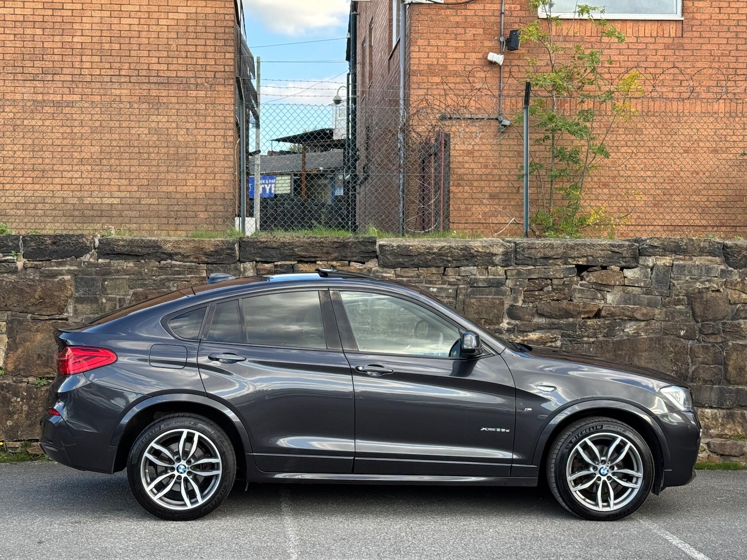Used BMW X4 2018 for sale - 76161018: Photo 8