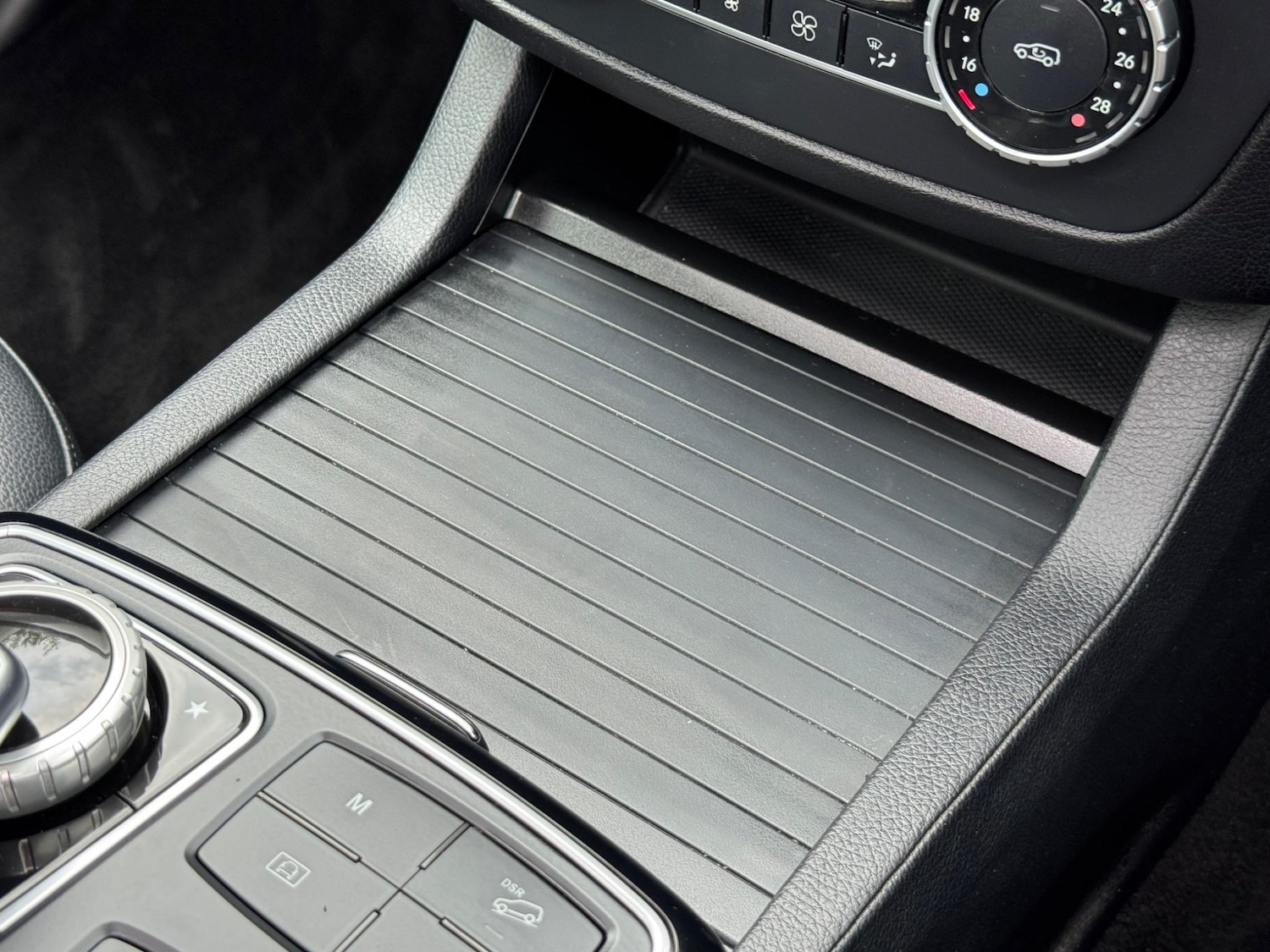 Used Mercedes-Benz GLE 2017 for sale - 77625637: Photo 41