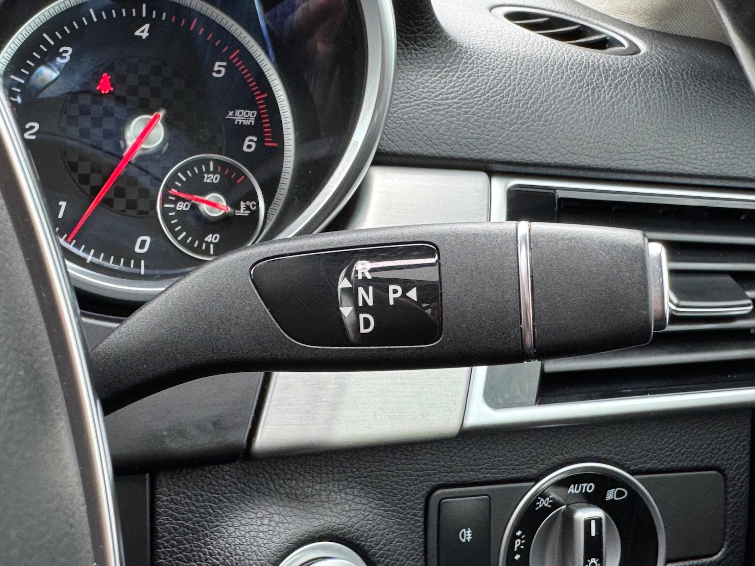 Used Mercedes-Benz GLE 2017 for sale - 77625637: Photo 56