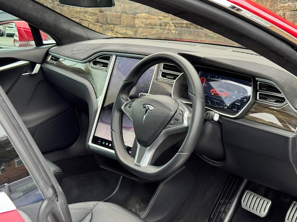 Used Tesla Model S 2015 for sale - 76161136: Photo 12