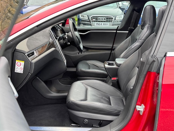 Used Tesla Model S 2015 for sale - 76161136: Photo 16