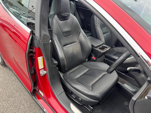 Used Tesla Model S 2015 for sale - 76161136: Photo 17