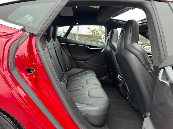 Used Tesla Model S 2015 for sale - 76161136: Photo 21