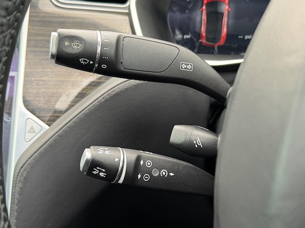 Used Tesla Model S 2015 for sale - 76161136: Photo 46