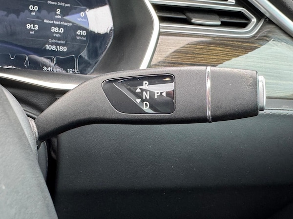 Used Tesla Model S 2015 for sale - 76161136: Photo 47
