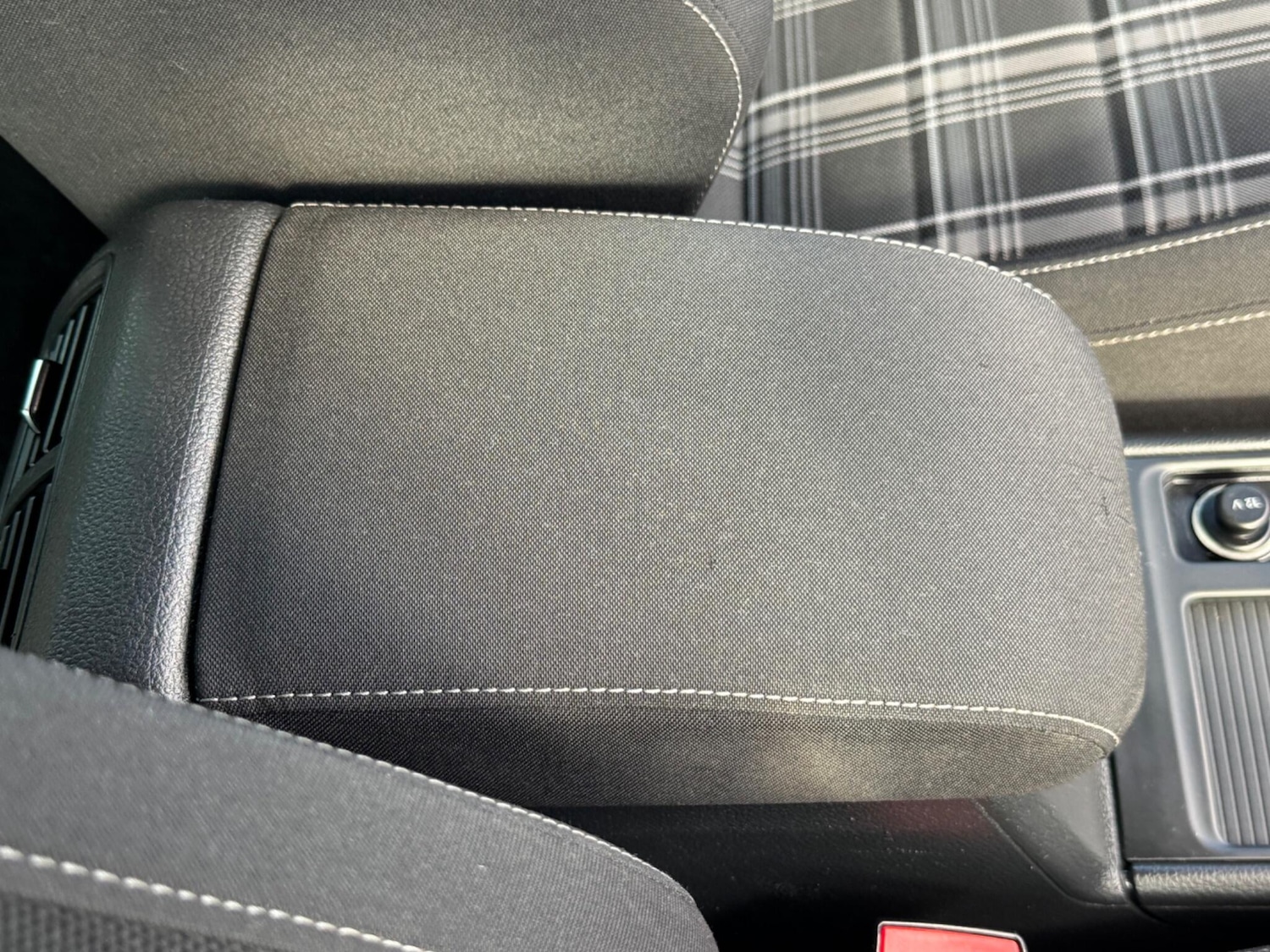 Used Volkswagen Golf 2015 for sale - 77793746: Photo 42