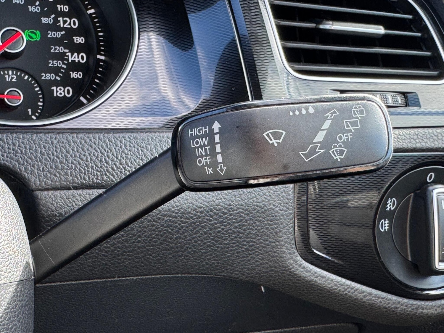 Used Volkswagen Golf 2015 for sale - 77793746: Photo 49