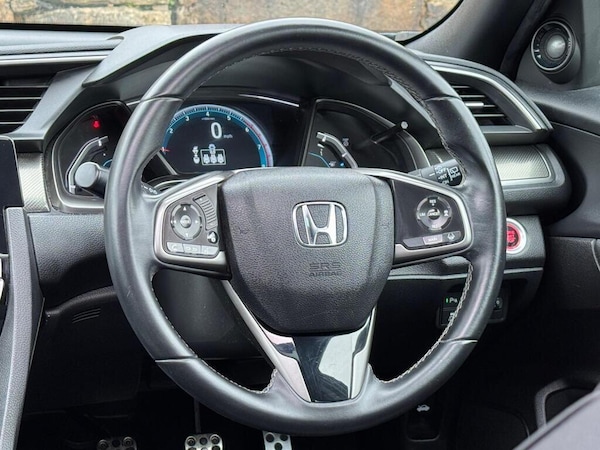 Used Honda Civic 2017 for sale - 76161118: Photo 27
