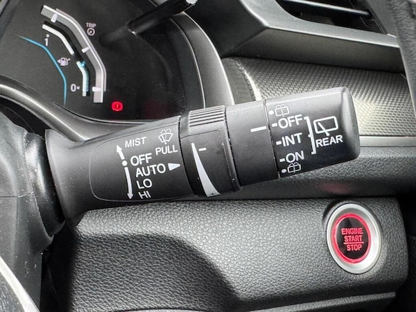 Used Honda Civic 2017 for sale - 76161118: Photo 46