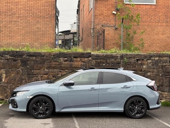 Used Honda Civic 2017 for sale - 76161118: Photo 4