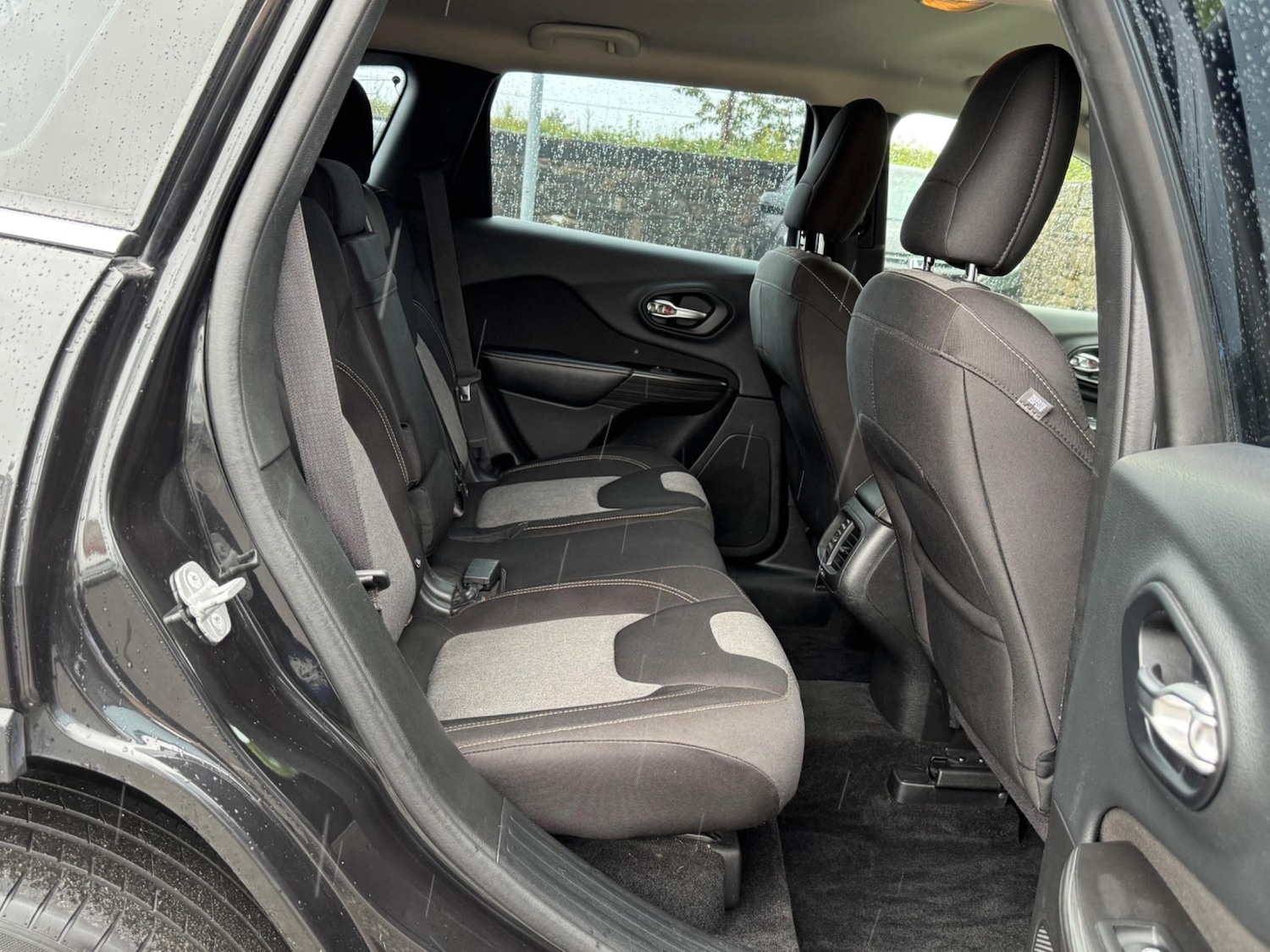 Used Jeep Cherokee 2015 for sale - 76161056: Photo 18