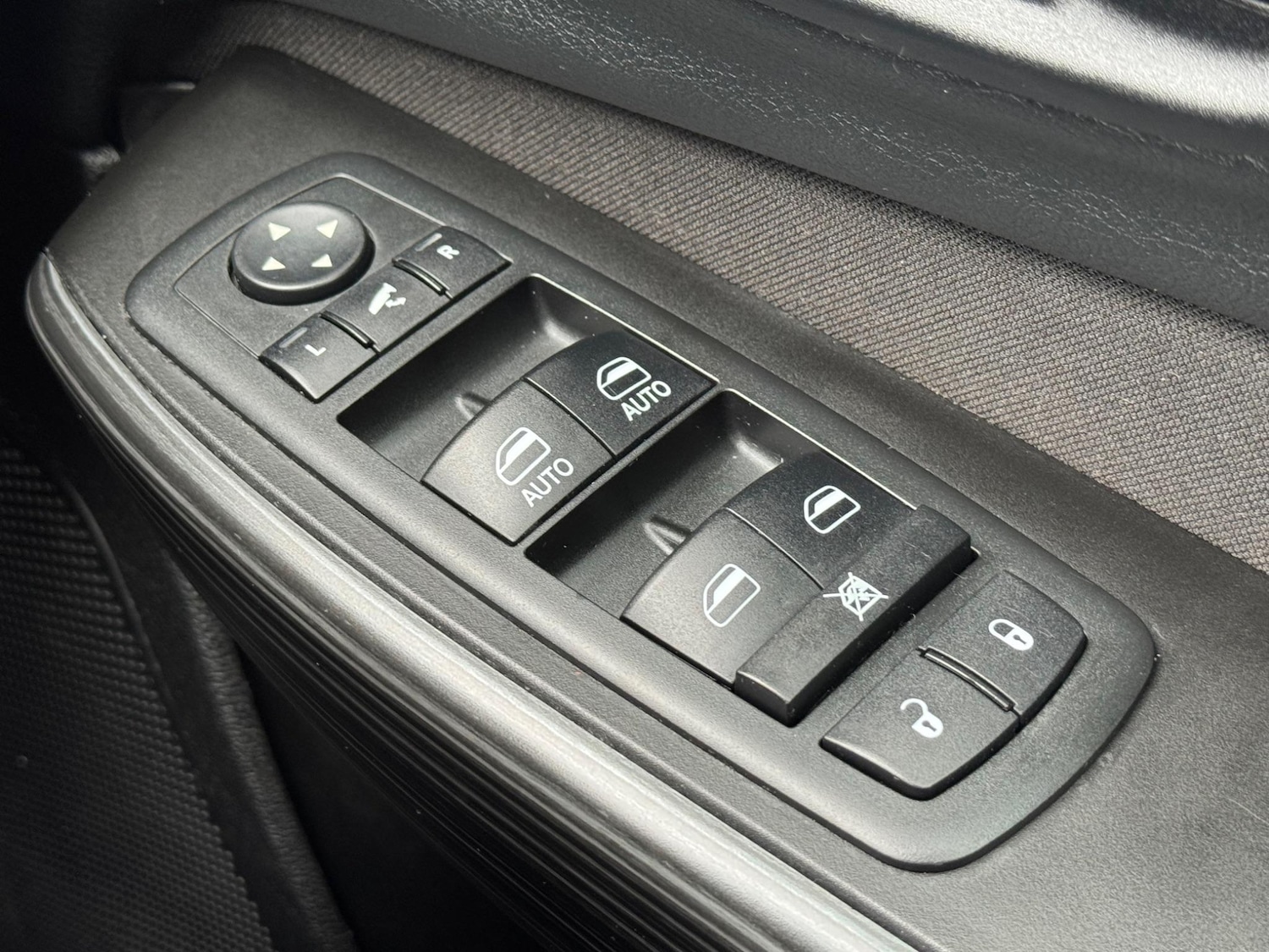 Used Jeep Cherokee 2015 for sale - 76161056: Photo 43