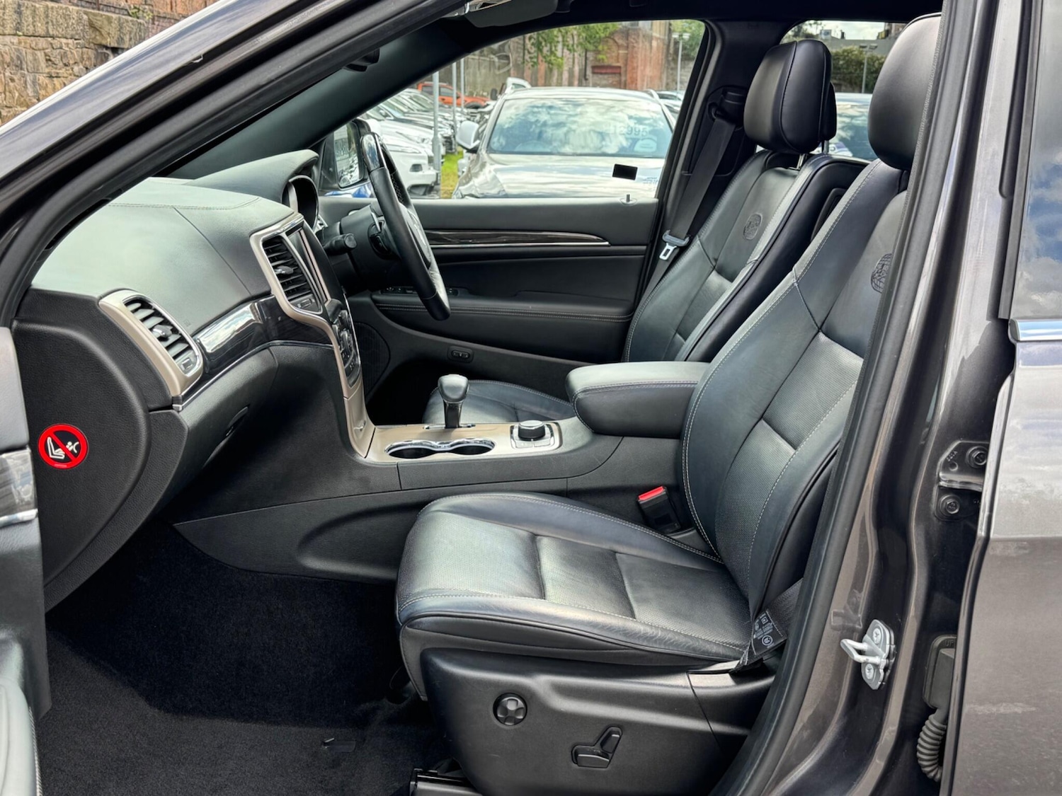 Used Jeep Grand Cherokee 2014 for sale - 76161116: Photo 17