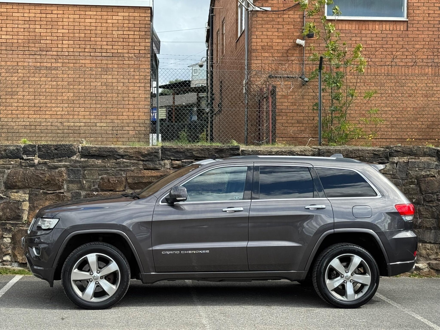 Used Jeep Grand Cherokee 2014 for sale - 76161116: Photo 4