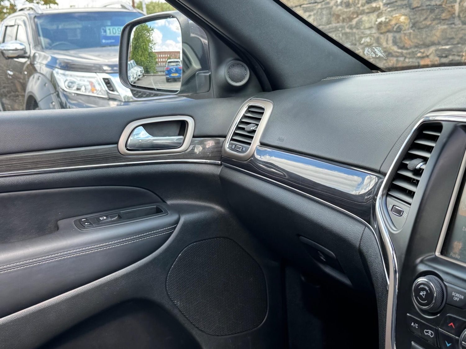 Used Jeep Grand Cherokee 2014 for sale - 76161116: Photo 55