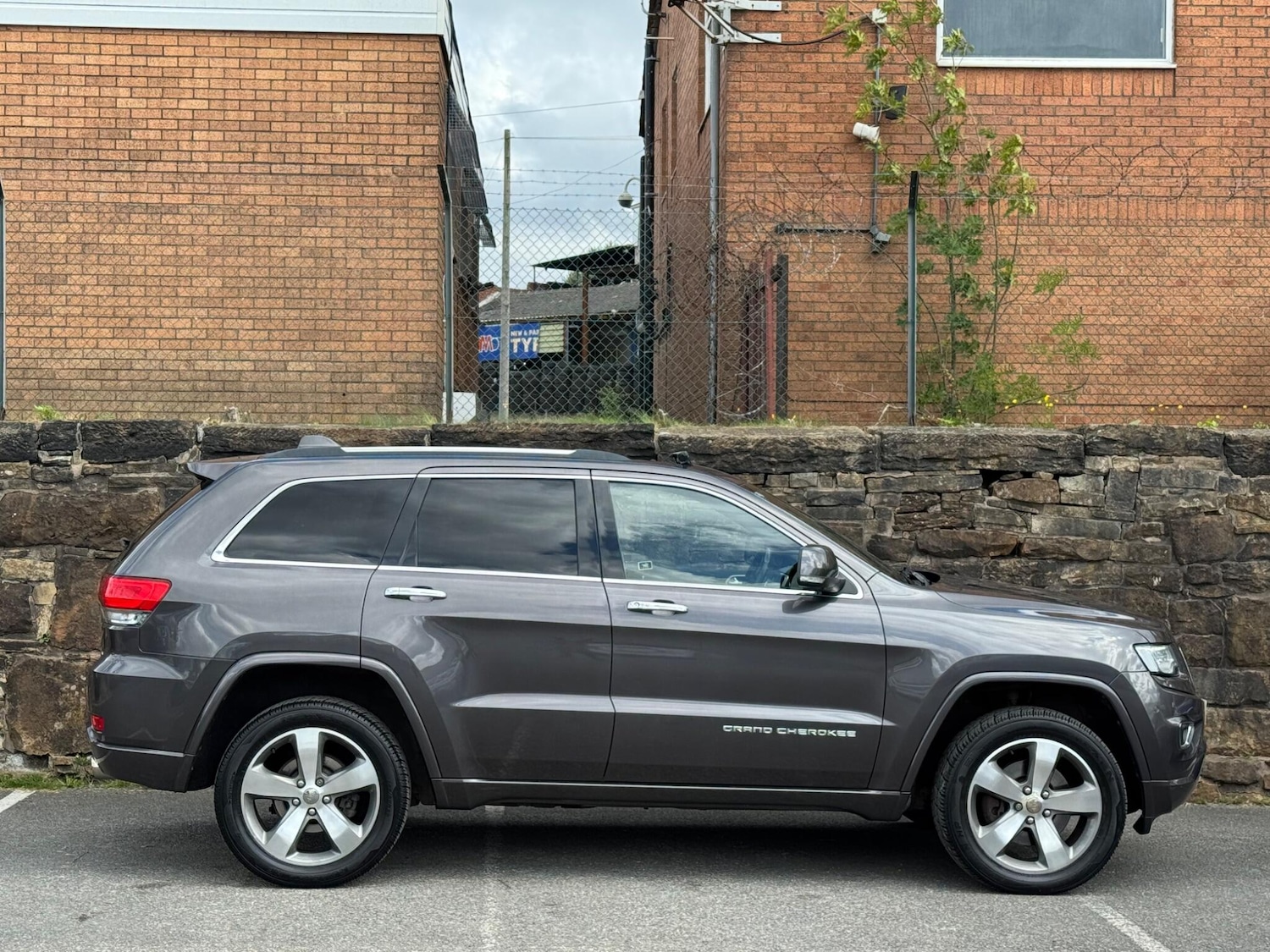 Used Jeep Grand Cherokee 2014 for sale - 76161116: Photo 8