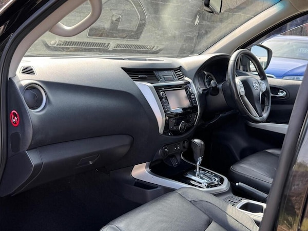 Used Nissan Navara 2016 for sale - 76161119: Photo 14