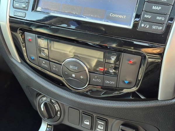 Used Nissan Navara 2016 for sale - 76161119: Photo 41