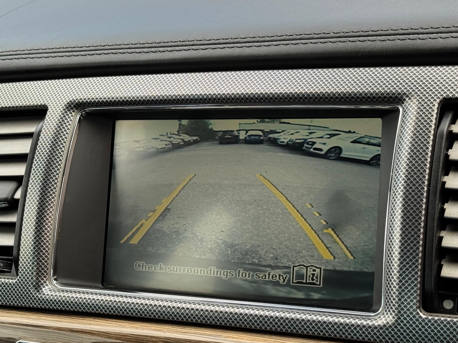 Used Jaguar XF 2010 for sale - 76161053: Photo 33