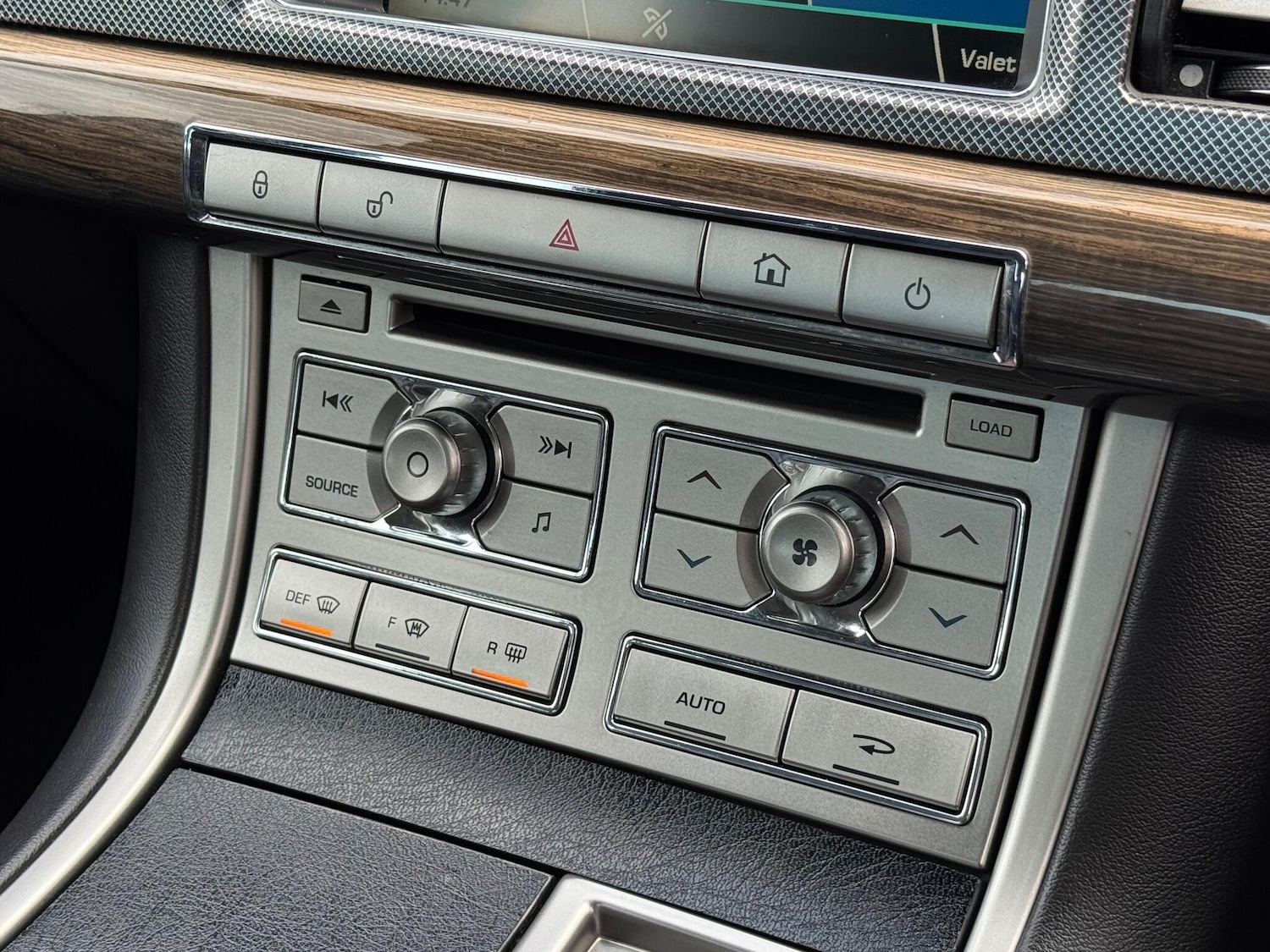 Used Jaguar XF 2010 for sale - 76161053: Photo 35