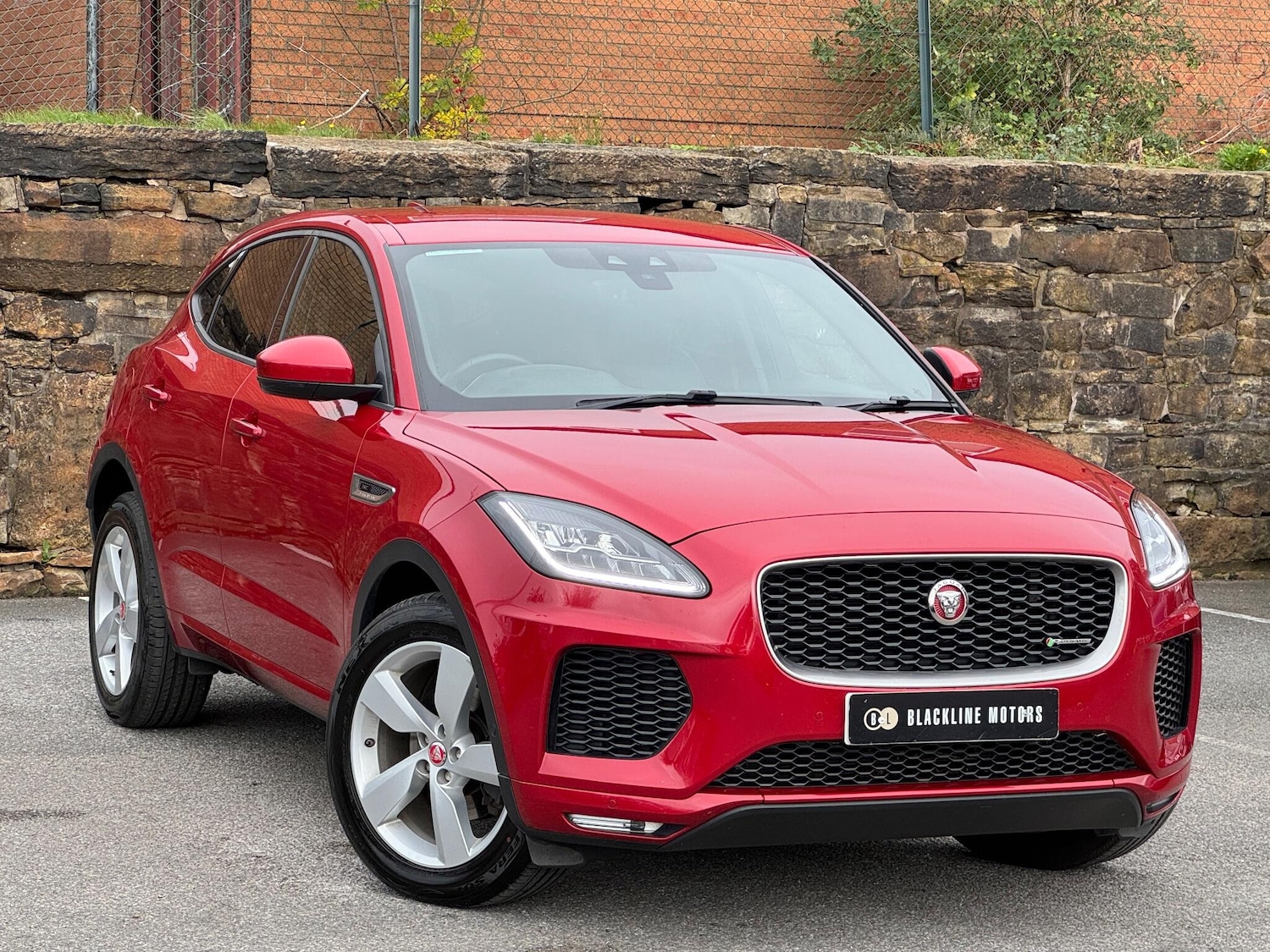 Used Jaguar E-Pace 2019 for sale - 76161060: Photo 1