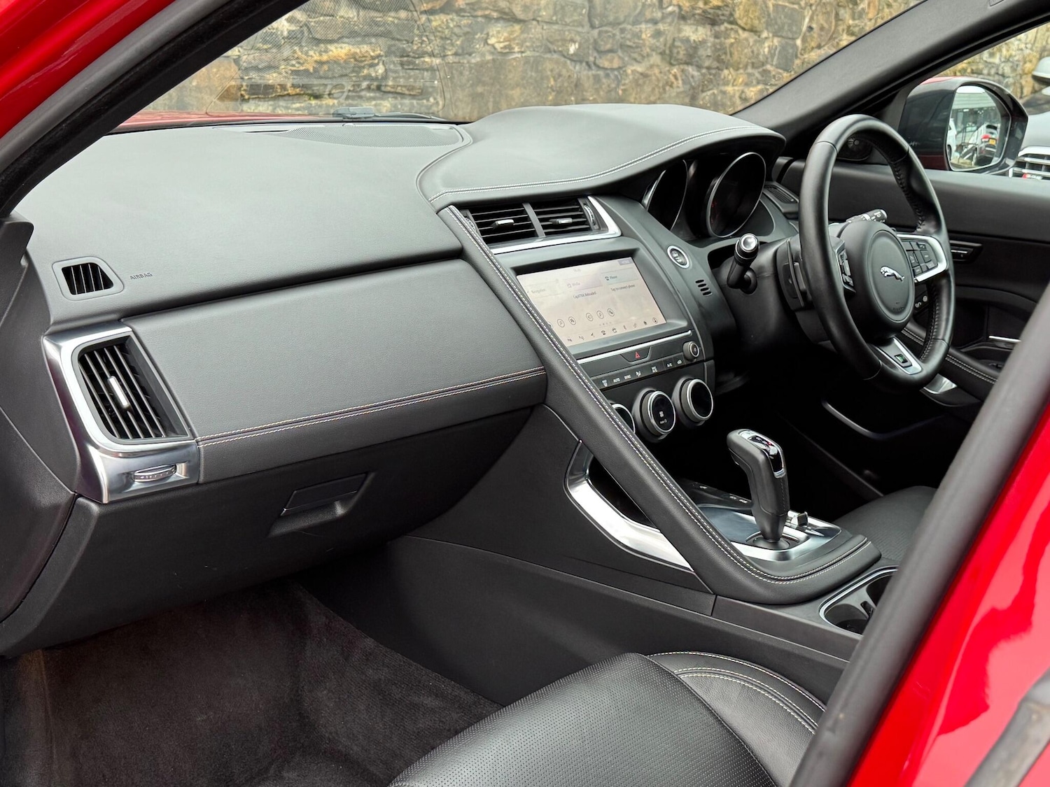 Used Jaguar E-Pace 2019 for sale - 76161060: Photo 13