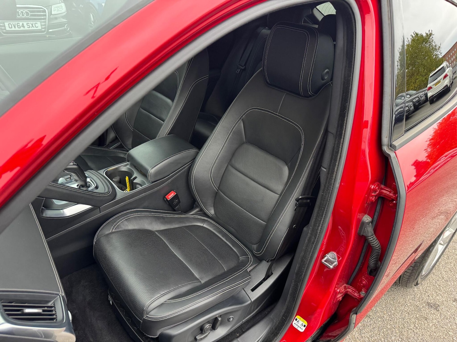 Used Jaguar E-Pace 2019 for sale - 76161060: Photo 17